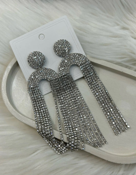 High Class || Tassel Rhinestone Earrings